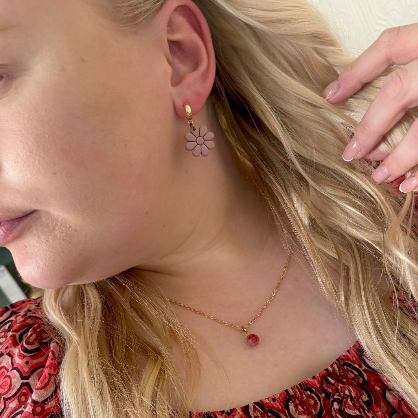 Natalie half hoops