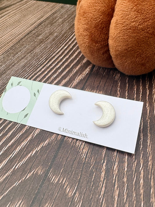 Pearl moon studs