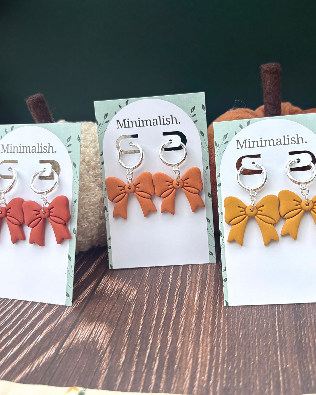 Autumn bows