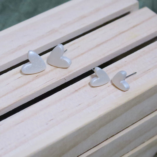 Simple heart studs